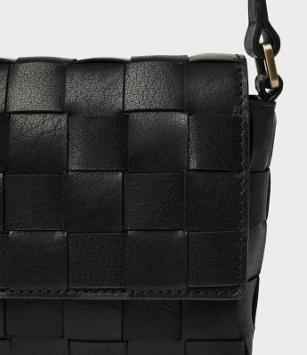 Saddler Lara axelremsväska