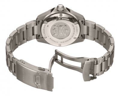 Nya Certina DS Action 38mm titan