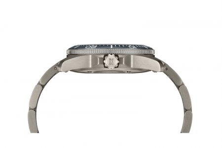 Nya Certina DS Action 38mm titan